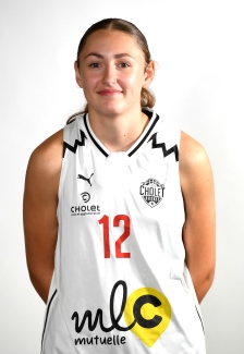 Portrait de Agathe RETAILLEAU