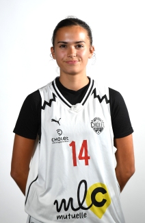 Portrait de Ines OUVRARD
