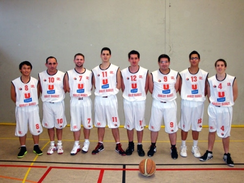 Tchaï XUIONG (8), Fernando ALBERTO (10), Alexandre GOURDON (7), Alban FONTENEAU (11), Guillaume BAZIN (12), Kévin AMOURET (9), Simon COUCHARD (13), Maxime BITEAU (4) - Absents: Valentin DABIN, Benjamin GARNAUD